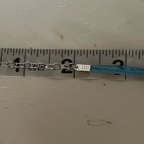 Girl’s 18” necklace with 0.5” sea blue resin dolphin pendant - Picture 10 of 12